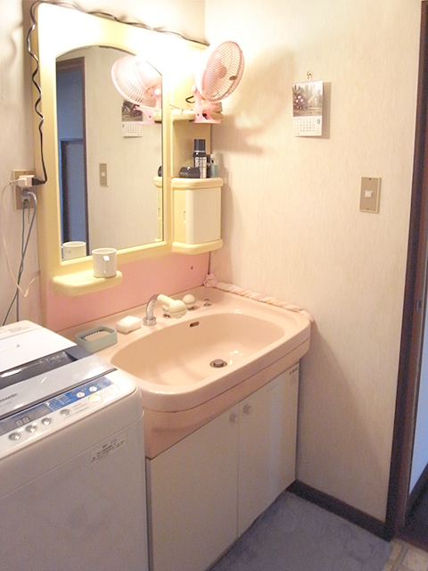 洗面化粧台（洗面台）交換リフォーム　岡山県岡山市　ベストホーム