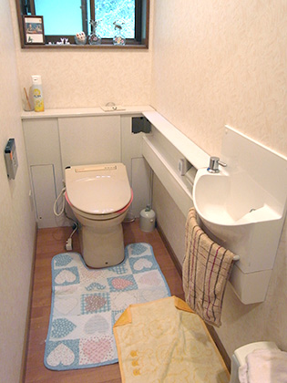 toilet74_02.jpg