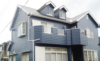 ベランダの塗装も一緒にALCの壁を外壁塗装リフォーム！