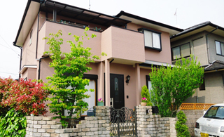 ベランダの防水工事も同時施工のガイナで超遮熱断熱外壁塗装リフォーム！