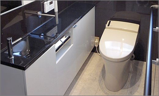 上質な大人なイメージのトイレ！リクシルのサティスで機能もデザインも両立するリフォーム！